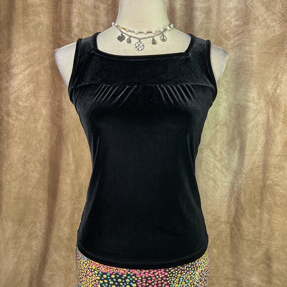 Perfectly Dressed Tops - Vintage Y2K Velour Tank Top Black Ruched Square Neck Sleeveless Indie Goth 2000s